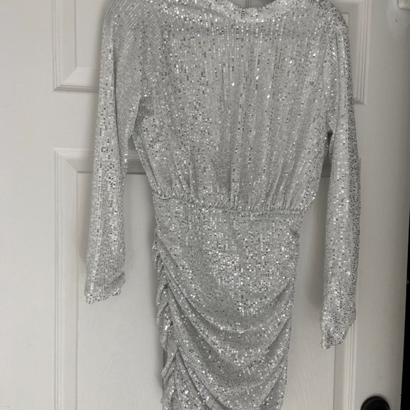 Asos exclusive sequin high neck drape detail mini dress in silver - Picture 5 of 8